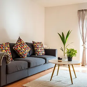 Grosse Louise In Der Neustadt Fuer Familien & Apartament Drezno