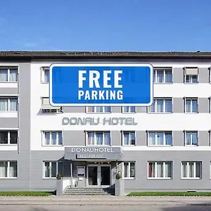 Donauhotel Hotell