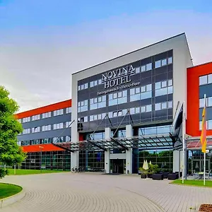 Novina Herzo-base Hotel
